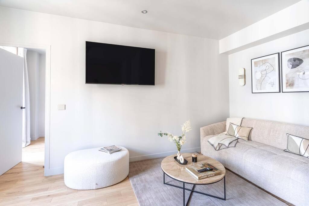 New - Luxury Parisian Flat - 4P Appartement Buitenkant foto